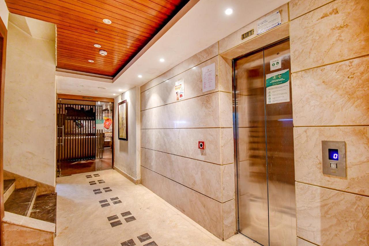 Hotel Radiant Calcuta Exterior foto